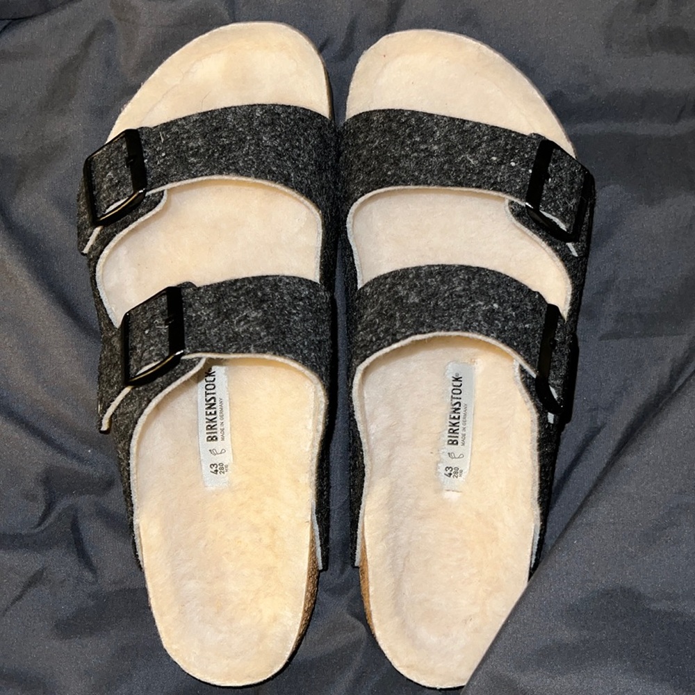 BIRKENSTOCK - the Arizona. Iconic style with the signature comfort Size 10